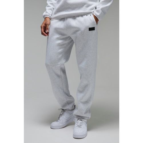 Jogging droit à écusson - MAN Active - S - Boohooman - Modalova