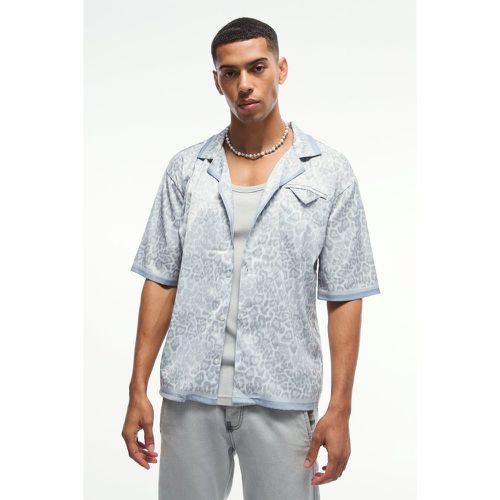 Chemise oversize satinée à imprimé léopard - M - Boohooman - Modalova