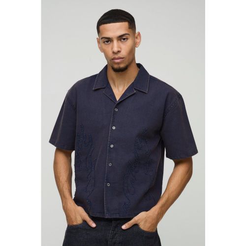 Chemise oversize délavée à écusson flammes - S - Boohooman - Modalova