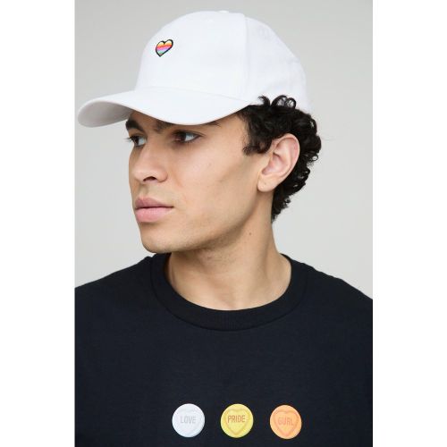Casquette à broderie cœur - ONE SIZE - Boohooman - Modalova