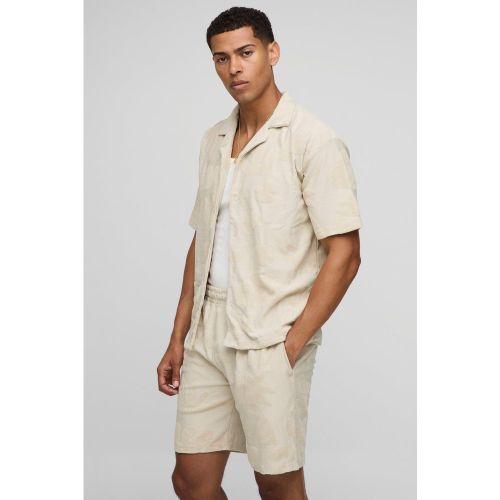 Ensemble oversize à imprimé abstrait avec chemise éponge et short - S - Boohooman - Modalova