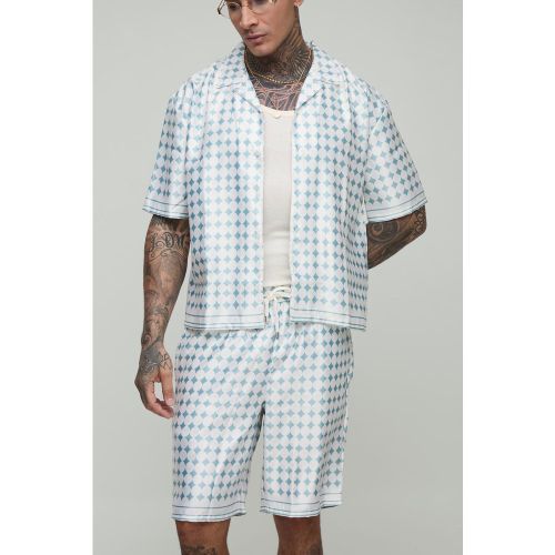 Tall - Ensemble satiné oversize à manches courtes - 2XL - Boohooman - Modalova