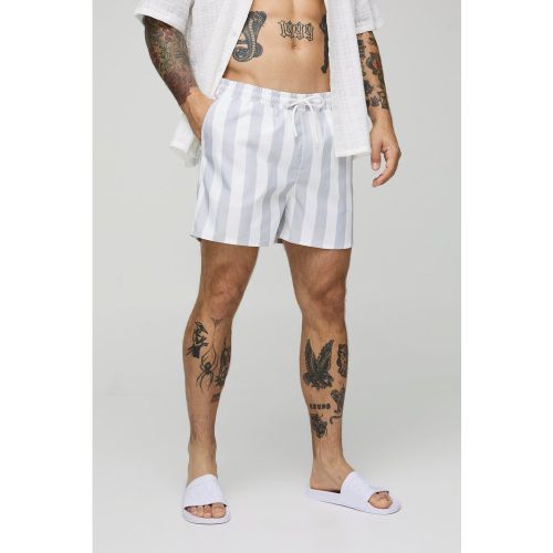 Short de bain court à rayures larges - S - Boohooman - Modalova