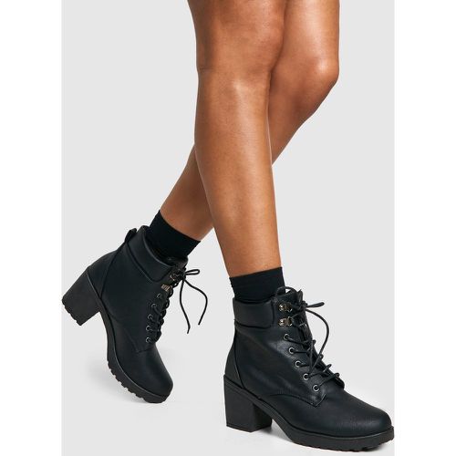 Bottes Matelassées À Talon Carré - 39 - boohoo - Modalova