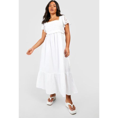 Grande Taille - Robe Longue Brodée À Volants - 56 - boohoo - Modalova