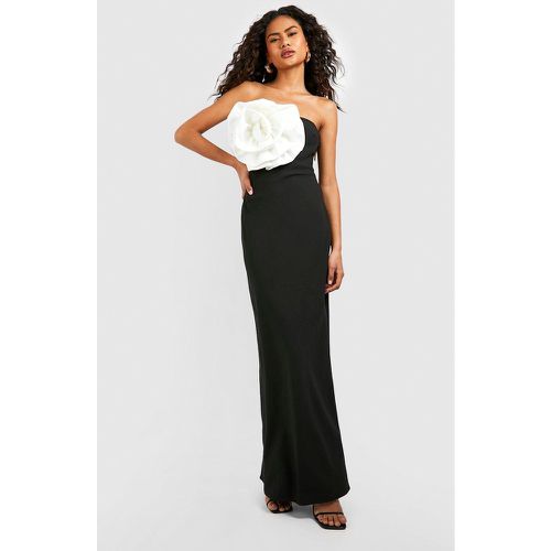 Robe Bandeau Satinée À Fleur 3D - 46 - boohoo - Modalova