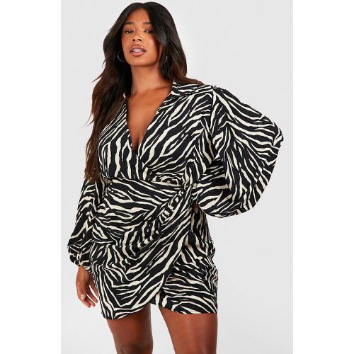 Grande Taille - Robe Portefeuille Zébrée - 50 - boohoo - Modalova