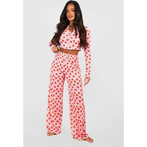 Ensemble De Pyjama Boutonné À Imprimé Fraise - Saint Valentin - 38 - boohoo - Modalova