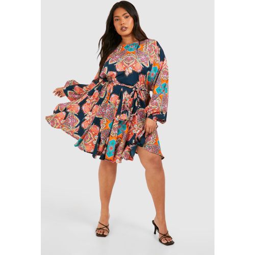 Grande Taille - Robe Courte À Imprimé Cachemire - 50 - boohoo - Modalova