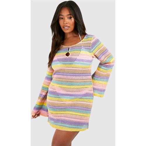 Plus" Rainbow Stripe Crochet Beach Dress - boohoo - Modalova