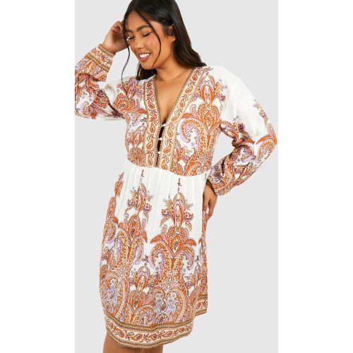 Grande Taille - Robe Babydoll À Imprimé Cachemire - Blanc Écru - 44, Blanc Écru - boohoo - Modalova