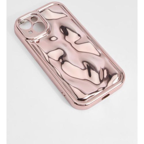 Coque De Téléphone Mé"Tall"isée - Iphone 13 - boohoo - Modalova