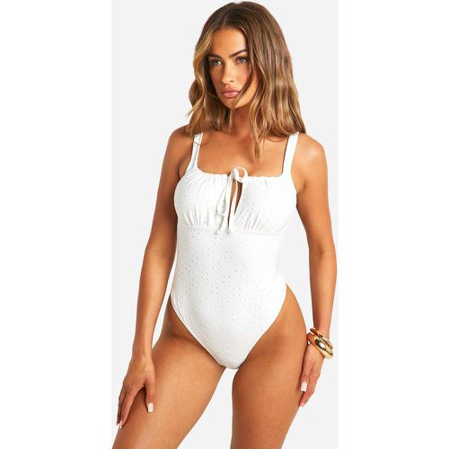 Maillot De Bain Froncé En Broderie Anglaise - 40 - boohoo - Modalova