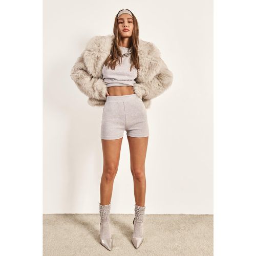 Manteau En Fausse Fourrure - 38 - boohoo - Modalova