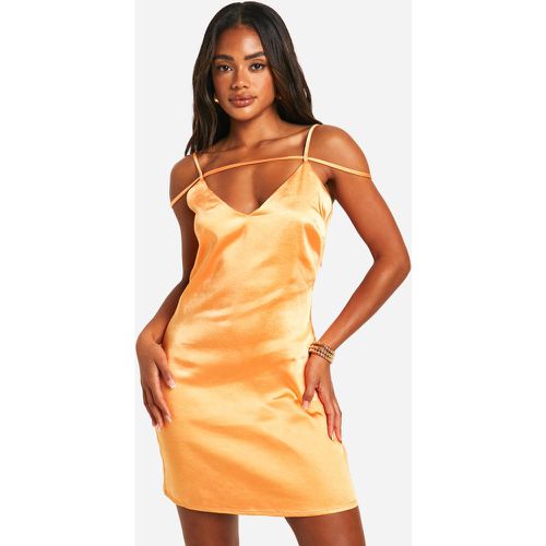 Robe Courte Satinée À Bretelles - 42 - boohoo - Modalova