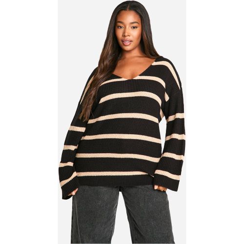 Grande Taille - Pull Oversize À Col V Et Rayures - 44 - boohoo - Modalova