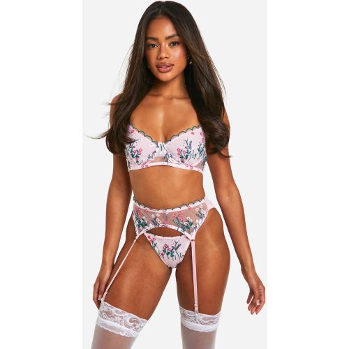 Ensemble Fleuri Avec Brassière, String Et Porte-Jarretelles - Xl - boohoo - Modalova