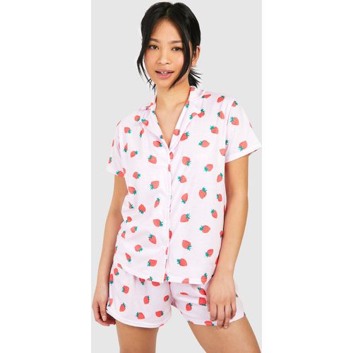 Petite" 3 Piece Strawberry Short Pyjama Set - boohoo - Modalova