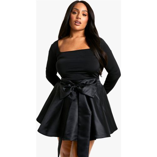 Grande Taille - Jupe Patineuse En Taffetas - 50 - boohoo - Modalova