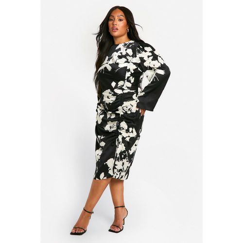 Grande Taille - Robe Mi-Longue Froncée Fleurie - 46 - boohoo - Modalova