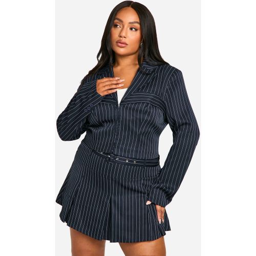 Grande Taille - Blazer Court À Rayures Fines - 44 - boohoo - Modalova