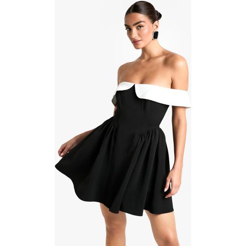 Robe Patineuse Texturée À Col Bateau - 42 - boohoo - Modalova