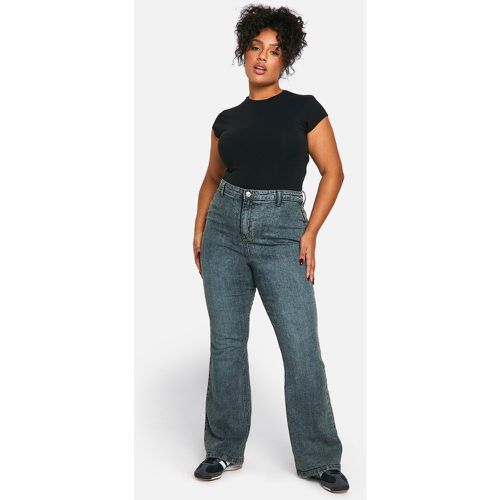 Grande Taille - Jean Flare Taille Haute - 46 - boohoo - Modalova