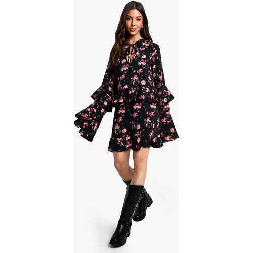 Robe Patineuse Fleurie À Manches Longues - 38 - boohoo - Modalova