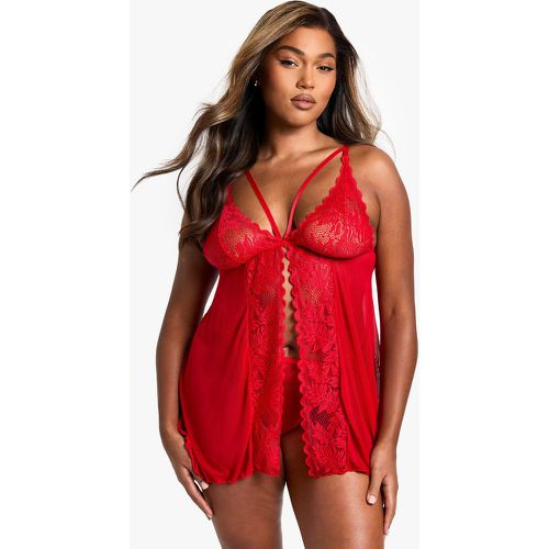 Grande Taille - Nuisette Fendue En Dentelle - 50 - boohoo - Modalova