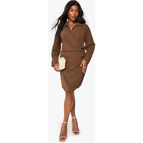 Grande Taille - Robe Rayée - 44 - boohoo - Modalova