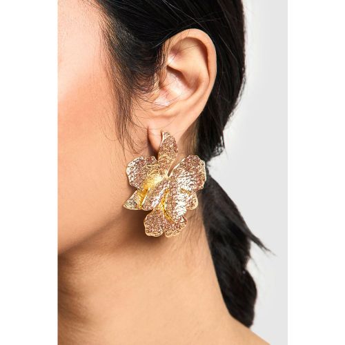 Boucles D'Oreilles Fleuries Texturées - One Size - boohoo - Modalova
