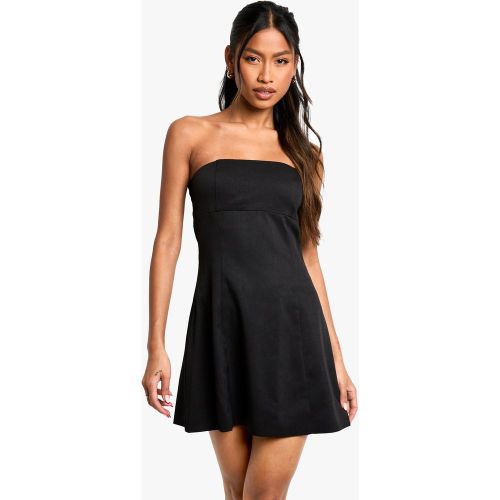Robe Courte Ajustée - 38 - boohoo - Modalova