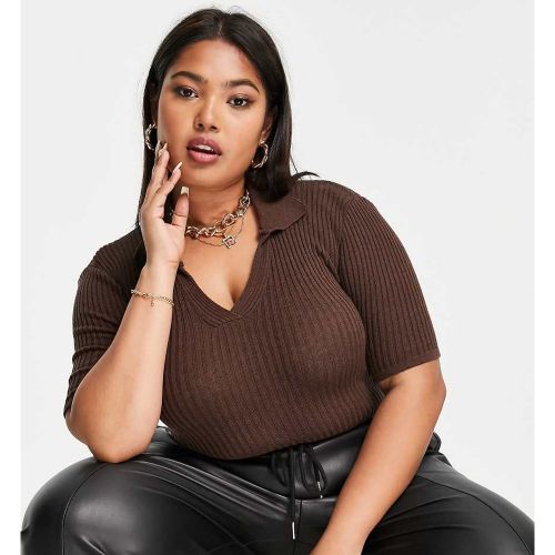 I Saw It First Plus - Body en maille côtelée avec col - Chocolat - I Saw It First Curve - Modalova