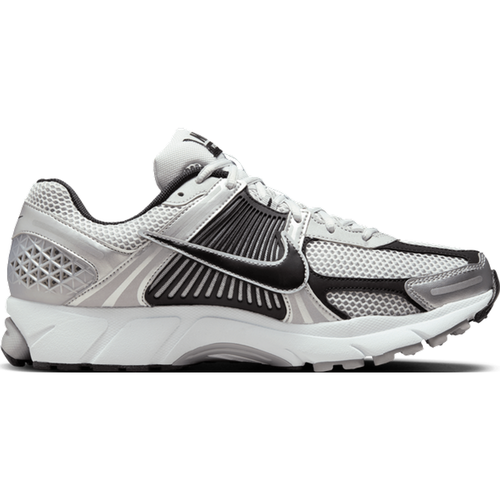 Zoom Chaussures - Argent - Taille: 40 - Maille/synthétique - Foot Locker - Nike - Modalova