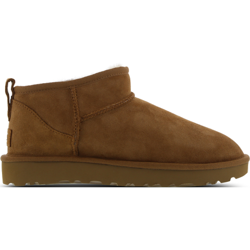 Classic Bottines - Marron - Taille: 36 - Cuir - Foot Locker - Ugg - Modalova