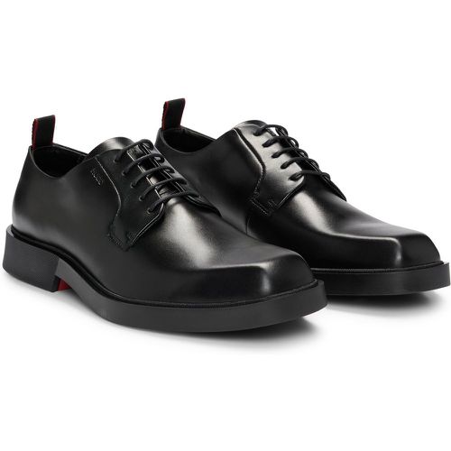 Chaussures derby en cuir nappa à logo - HUGO - Modalova
