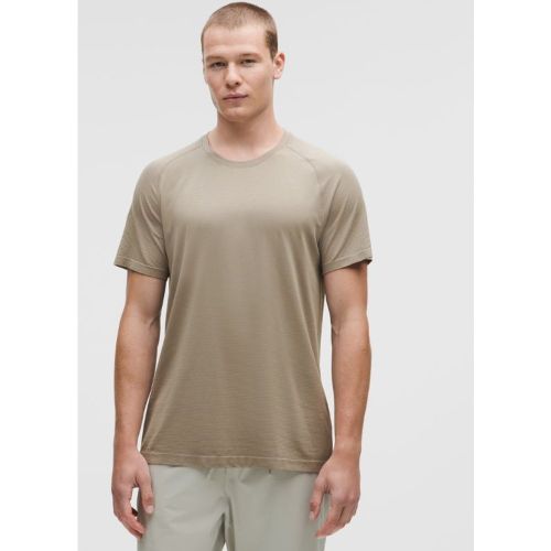 “ T-Shirt Metal Vent Techs â€“ Gris â€“ Taille M - lululemon - Modalova