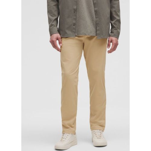 “ Pantalon chino ABC coupe classique Warpstremes â€“ 81 cm â€“ Taille 33 - lululemon - Modalova