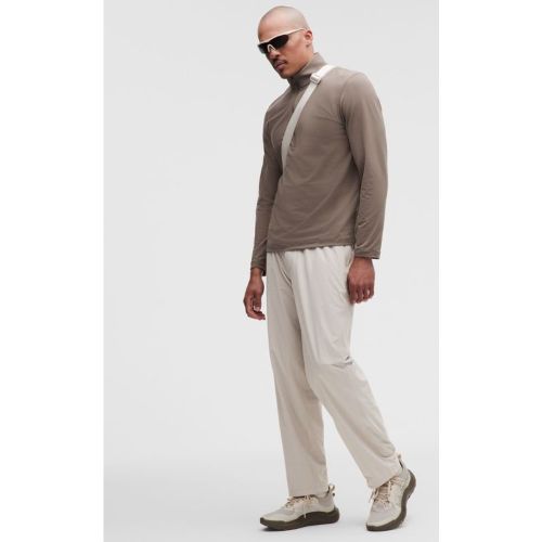 “ Pantalon Zero Tucks dÃ©contractÃ© en Standards â€“ Taille S - lululemon - Modalova