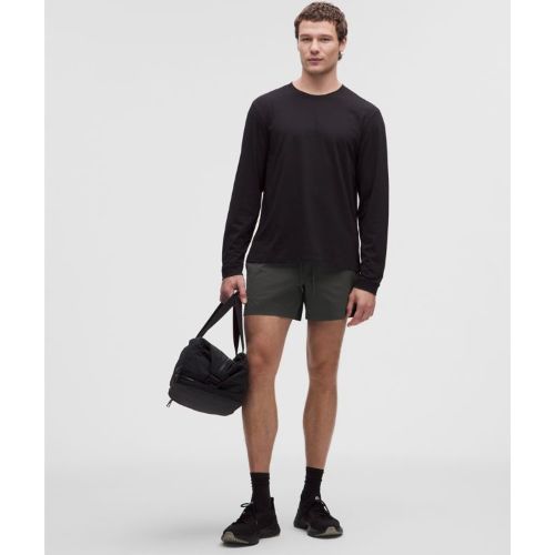 “ Short Zeroed In sans doublures â€“ 13 cm â€“ Gris â€“ Taille L - lululemon - Modalova