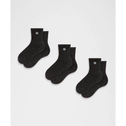 “ Chaussettes hautes unisexes Daily Essential Lot de 3 â€“ Taille S - lululemon - Modalova