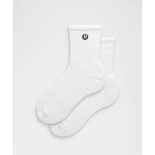 “ Chaussettes hautes Daily Essential unisexe â€“ Taille M â€“ Taille M - lululemon - Modalova