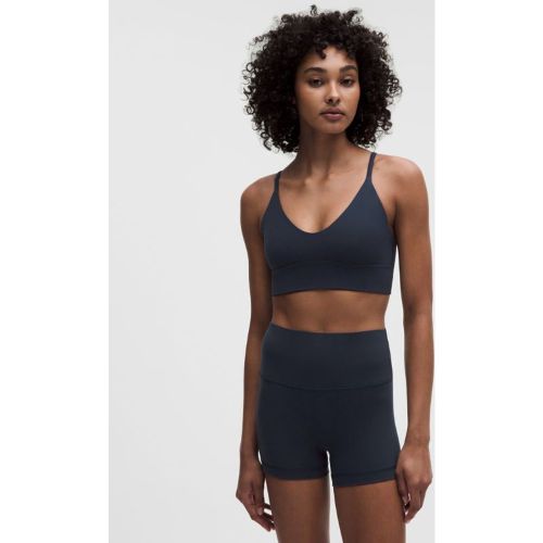 “ Soutien-gorge Focuser encolure dÃ©gagÃ©e Maintien lÃ©ger, bonnets A/Bs â€“ Bleu â€“ Taille M - lululemon - Modalova
