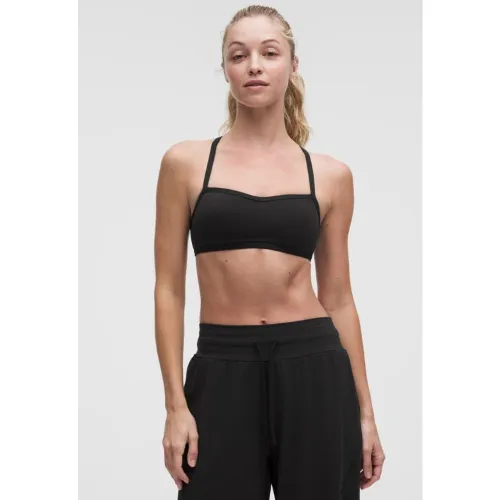 “ BrassiÃ¨re Like a Cloud, bonnets B/C Bordure contrastÃ©es â€“ Noir â€“ Taille 4 - lululemon - Modalova