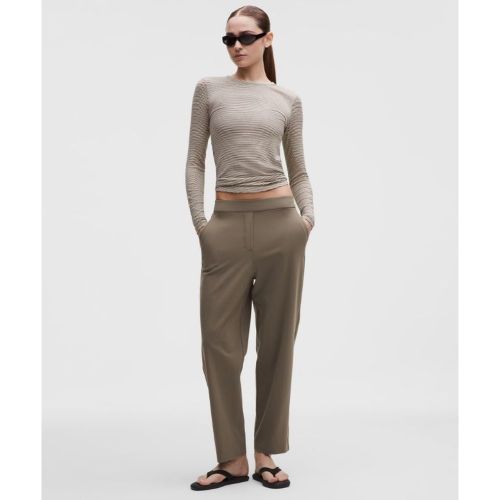“ Pantalon Daydrift fuselÃ© taille haute Standards â€“ Taille L - lululemon - Modalova