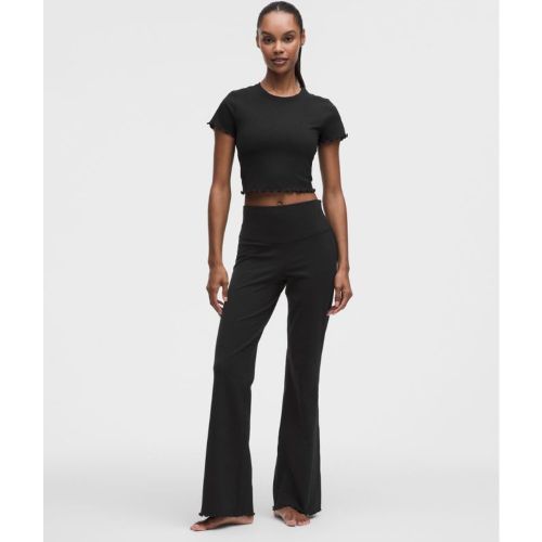 “ Legging Align Ã©vasÃ© taille haute ourlet ondulÃ©s â€“ Taille 4 - lululemon - Modalova