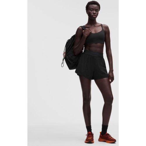 “ Short 2-en-1 License to Train taille trÃ¨s hautes â€“ Taille M - lululemon - Modalova