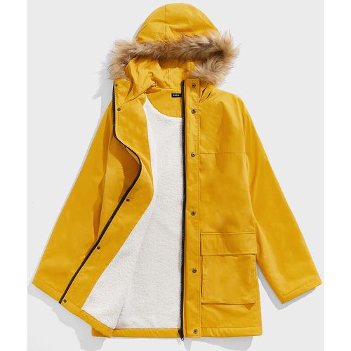 Manteau à poche à rabat duveteux à capuche en tissu duveteux doublure - SHEIN - Modalova