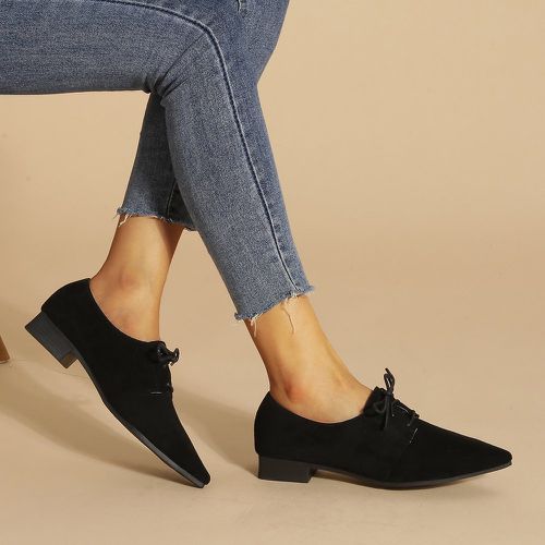 Chaussures oxford minimaliste à lacets à bout pointu - SHEIN - Modalova