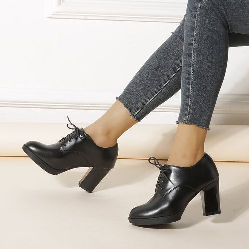 Chaussures en oxford minimaliste à lacets épais - SHEIN - Modalova